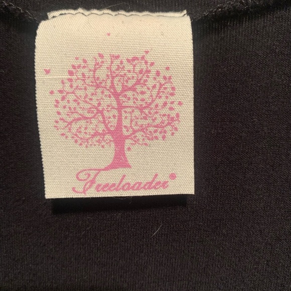 ModCloth Lot of Two High-Low Hemmed Tees 1X - Picture 3 of 16